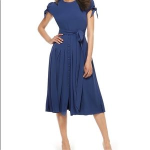 Gal Meets Glam Dress Bette dress.